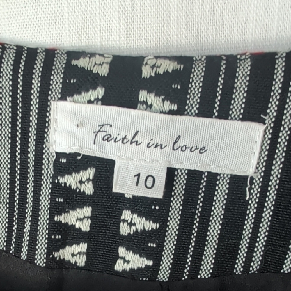 Aztec Black And White Blazer With Red Accents - image 2